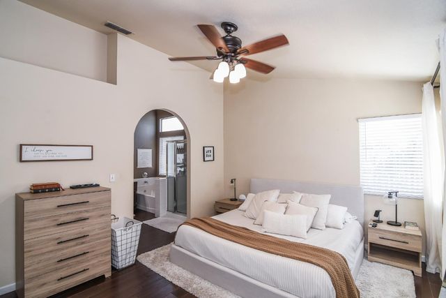 8976 Richborough Way, Elk Grove, CA 95624