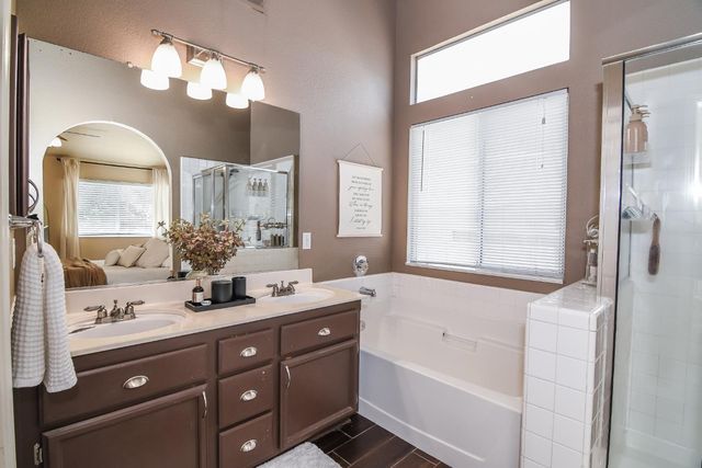 8976 Richborough Way, Elk Grove, CA 95624