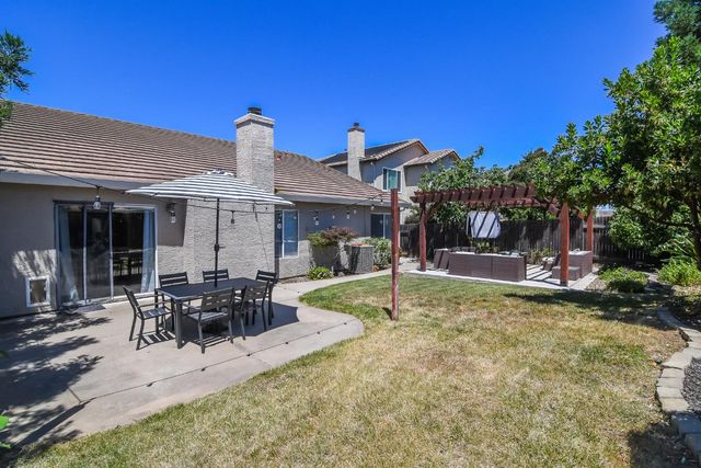 8976 Richborough Way, Elk Grove, CA 95624