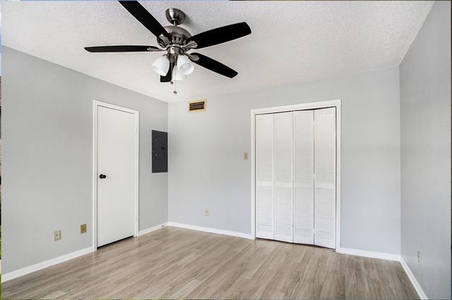 2120 El Paseo Street 3106, Houston, TX 77054