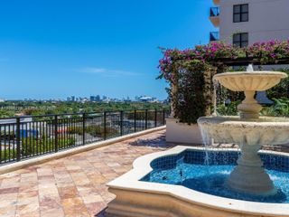 888 S Douglas Rd 605, Coral Gables, FL 33134
