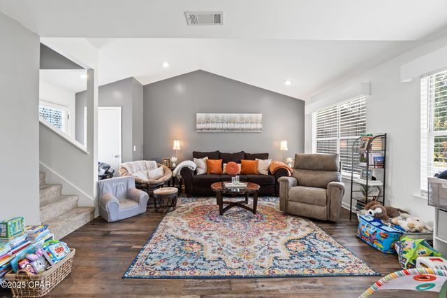 307 N Cove Boulevard, Panama City, FL 32401