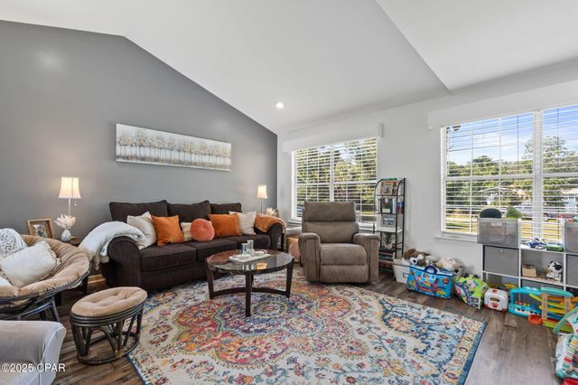 307 N Cove Boulevard, Panama City, FL 32401