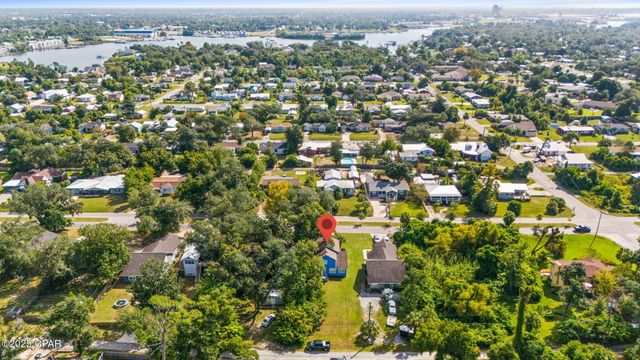307 N Cove Boulevard, Panama City, FL 32401