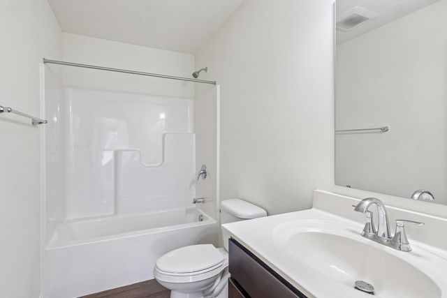 1105 Deerfield DRIVE, Franklin Park, PA 15143