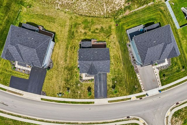 1105 Deerfield DRIVE, Franklin Park, PA 15143