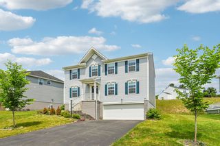 1105 Deerfield DRIVE, Franklin Park, PA 15143