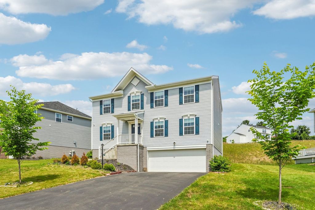 1105 Deerfield DRIVE, Franklin Park, PA 15143
