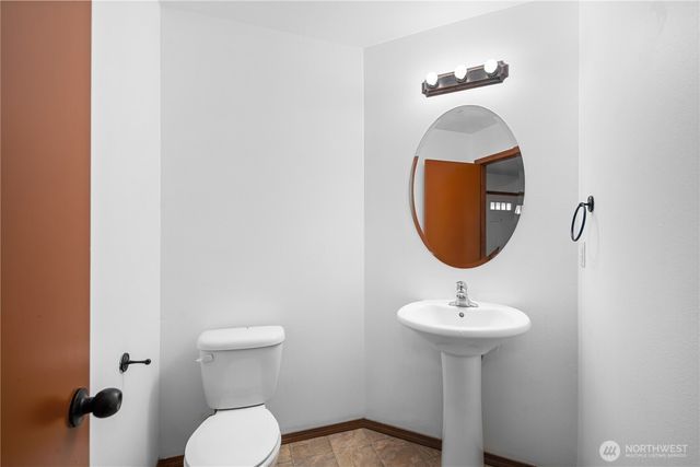 20402 11th Avenue Ct E, Spanaway, WA 98387