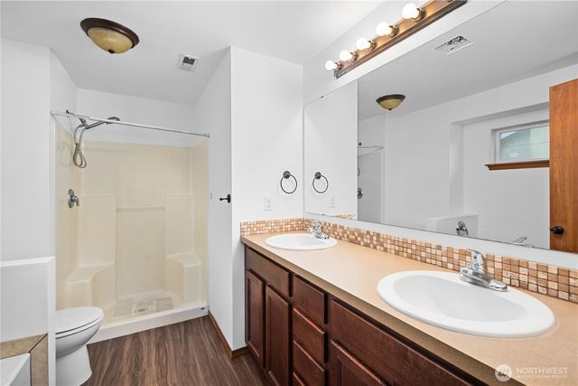 20402 11th Avenue Ct E, Spanaway, WA 98387