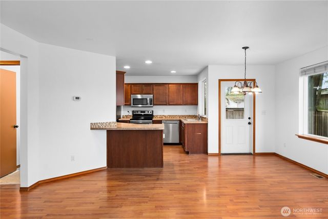 20402 11th Avenue Ct E, Spanaway, WA 98387