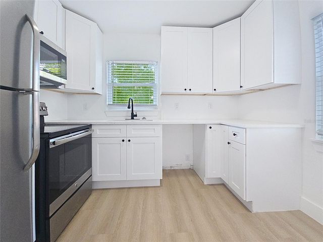 1035 15TH AVENUE S A, St Petersburg, FL 33705