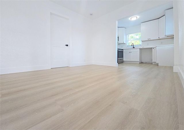 1035 15TH AVENUE S A, St Petersburg, FL 33705