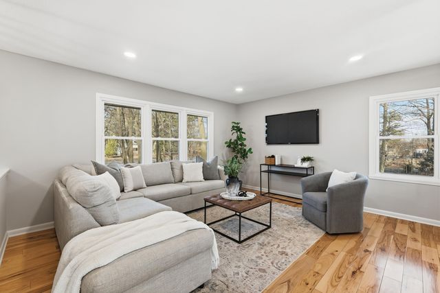 14180 168th Avenue, Grand Haven, MI 49417