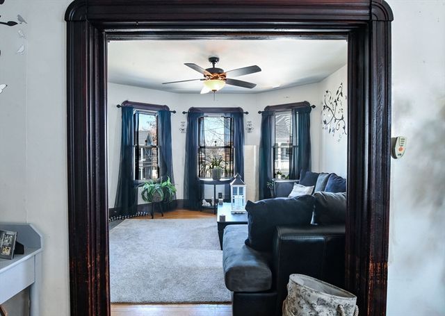 170-172 Adams St, New Bedford, MA 02746