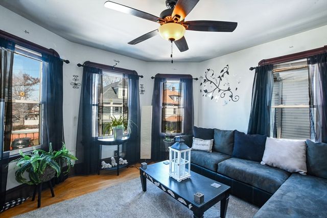 170-172 Adams St, New Bedford, MA 02746