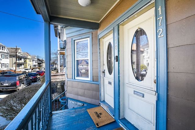 170-172 Adams St, New Bedford, MA 02746