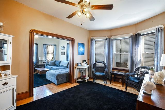 170-172 Adams St, New Bedford, MA 02746