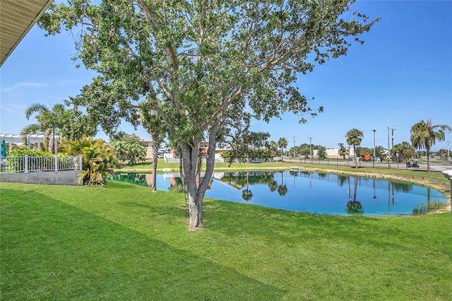 6412 COQUINA ISLAND COVE, Apollo Beach, FL 33572