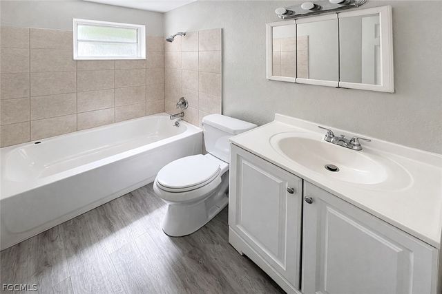 1881 Edison AVE, Fort Myers, FL 33901