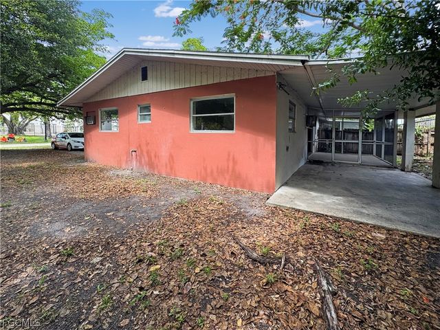 1881 Edison AVE, Fort Myers, FL 33901