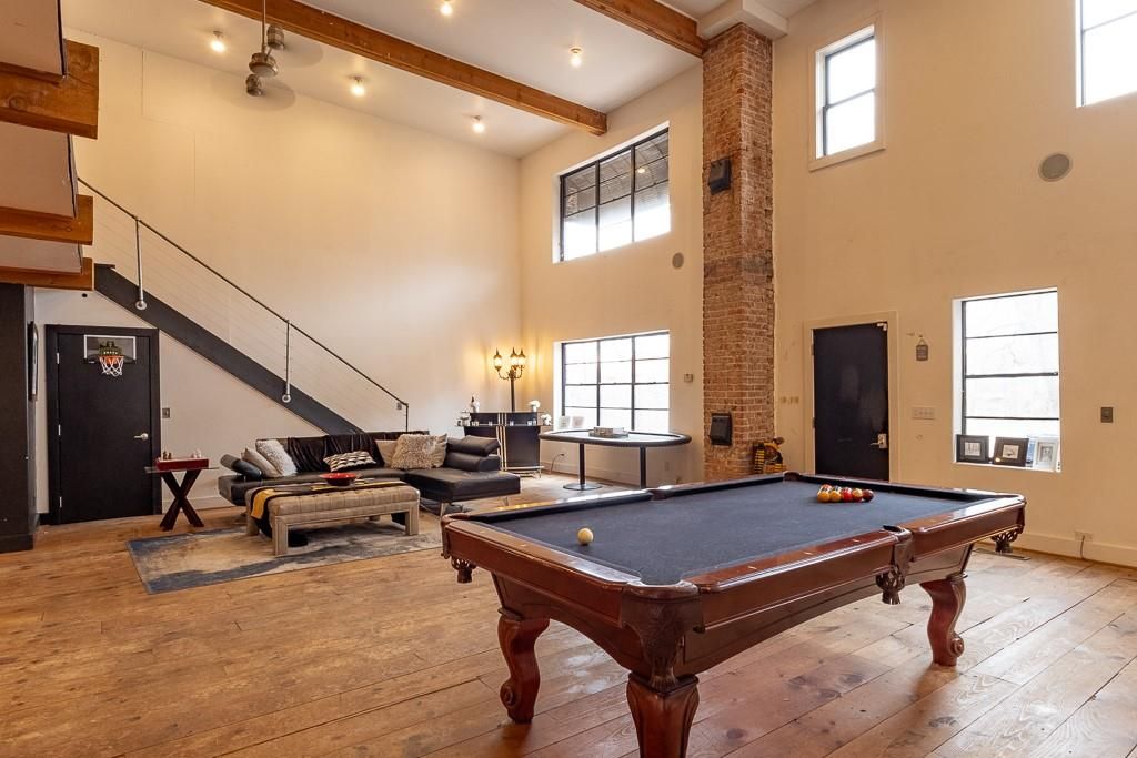 Image 12 of property listing at 3012 N Robinson Avenue, Oklahoma City, OK 73103