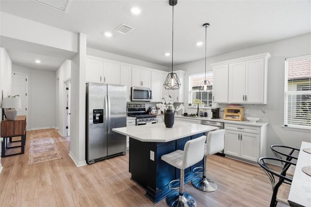 6352 MOORING LINE CIRCLE, Apollo Beach, FL 33572