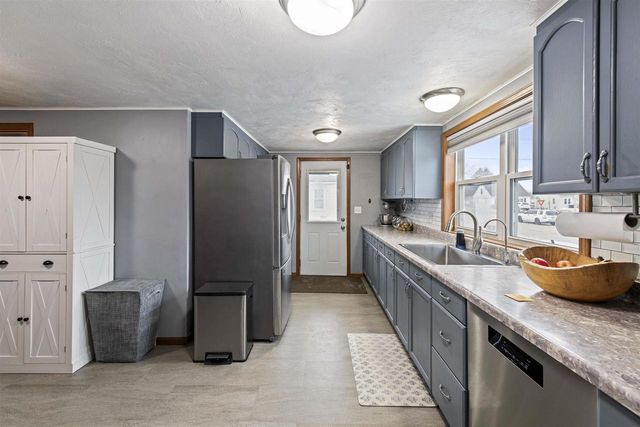 1709 25TH AVENUE, Menominee, MI 49858