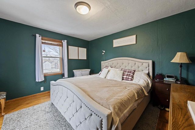 1709 25TH AVENUE, Menominee, MI 49858