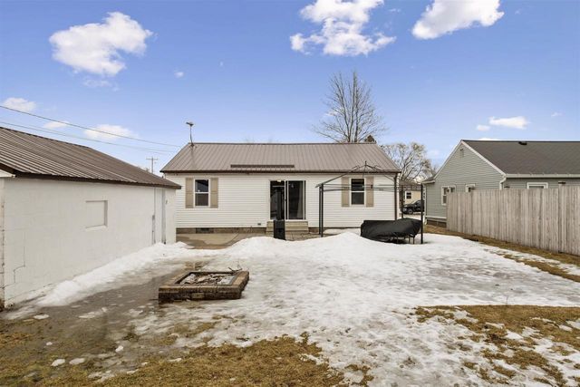 1709 25TH AVENUE, Menominee, MI 49858