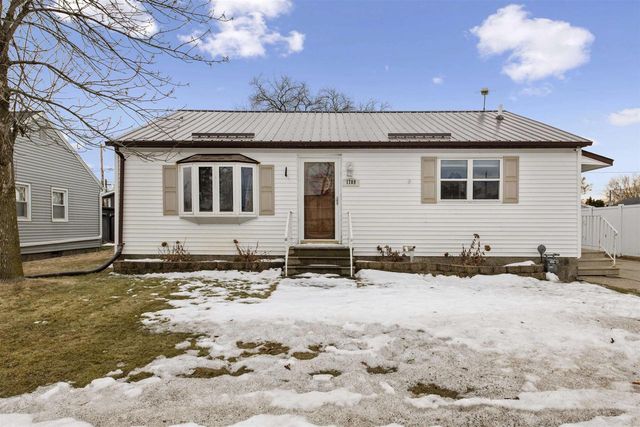 1709 25TH AVENUE, Menominee, MI 49858