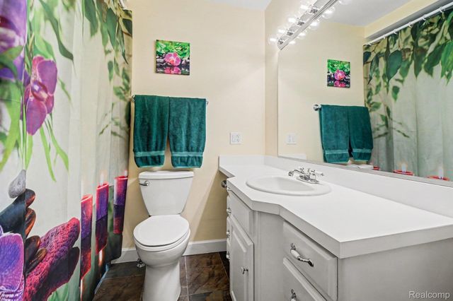 768 Pleasant Ridge, Orion Charter Township, MI 48362