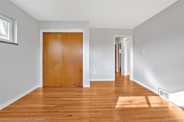 9335 Louis Street, Redford, MI 48239