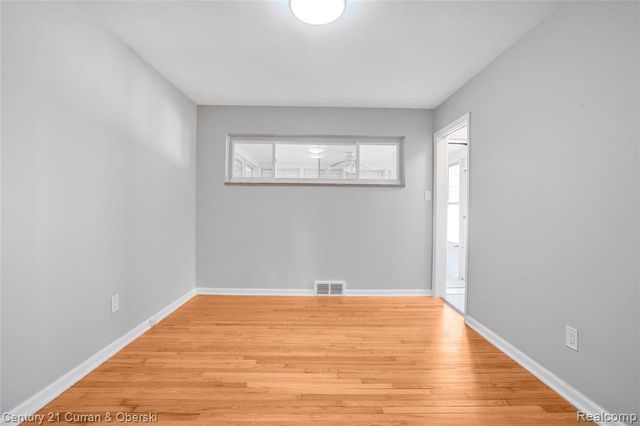 9335 Louis Street, Redford, MI 48239