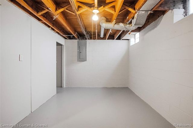 9335 Louis Street, Redford, MI 48239