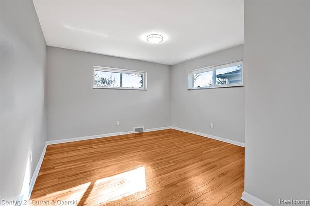 9335 Louis Street, Redford, MI 48239