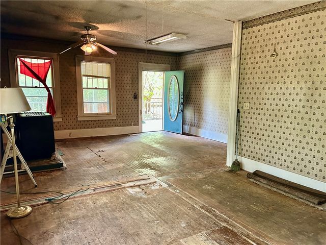 4791 Walnut Grove, Colcord, OK 74338
