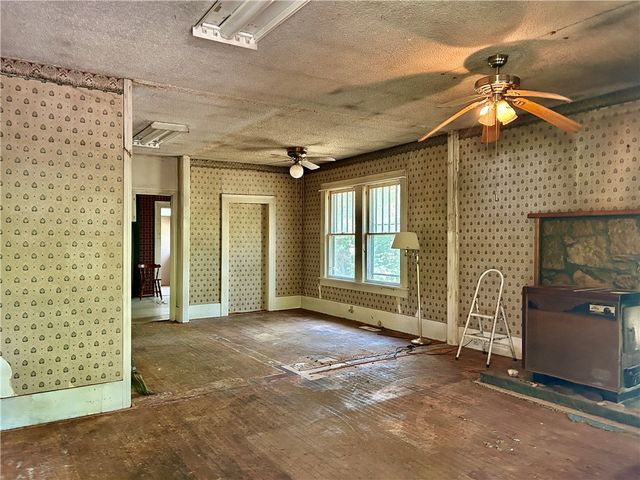 4791 Walnut Grove, Colcord, OK 74338