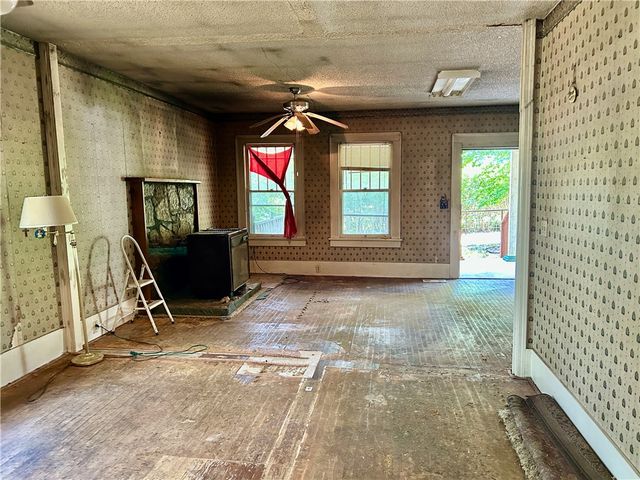 4791 Walnut Grove, Colcord, OK 74338