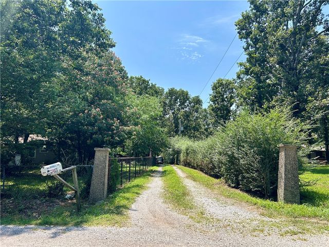 4791 Walnut Grove, Colcord, OK 74338