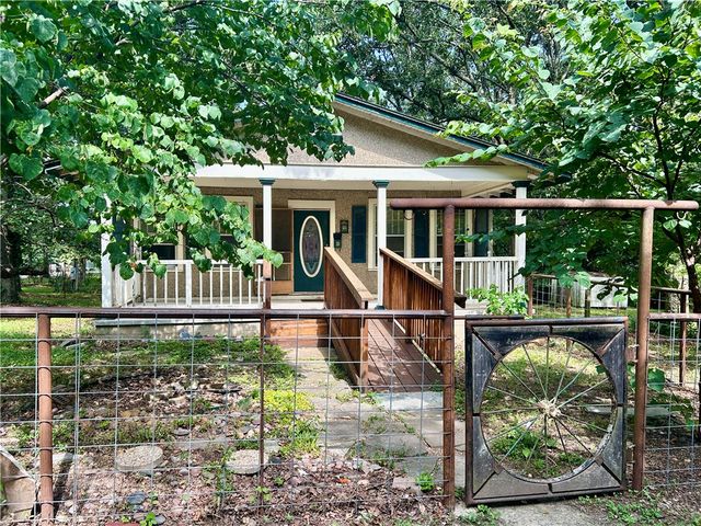 4791 Walnut Grove, Colcord, OK 74338