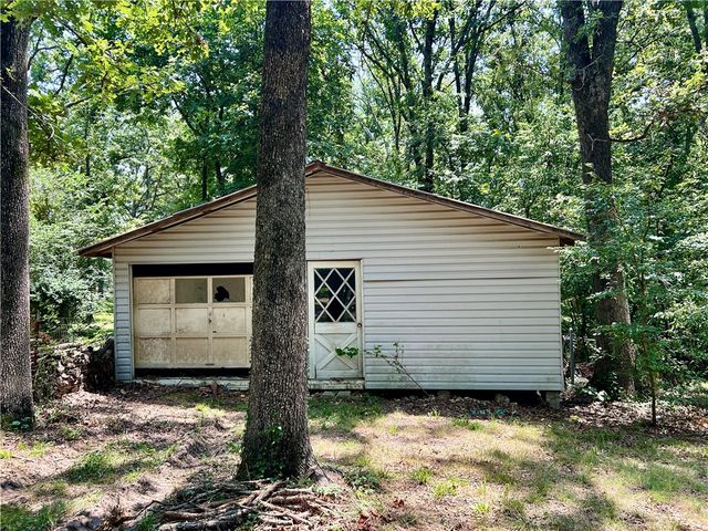 4791 Walnut Grove, Colcord, OK 74338