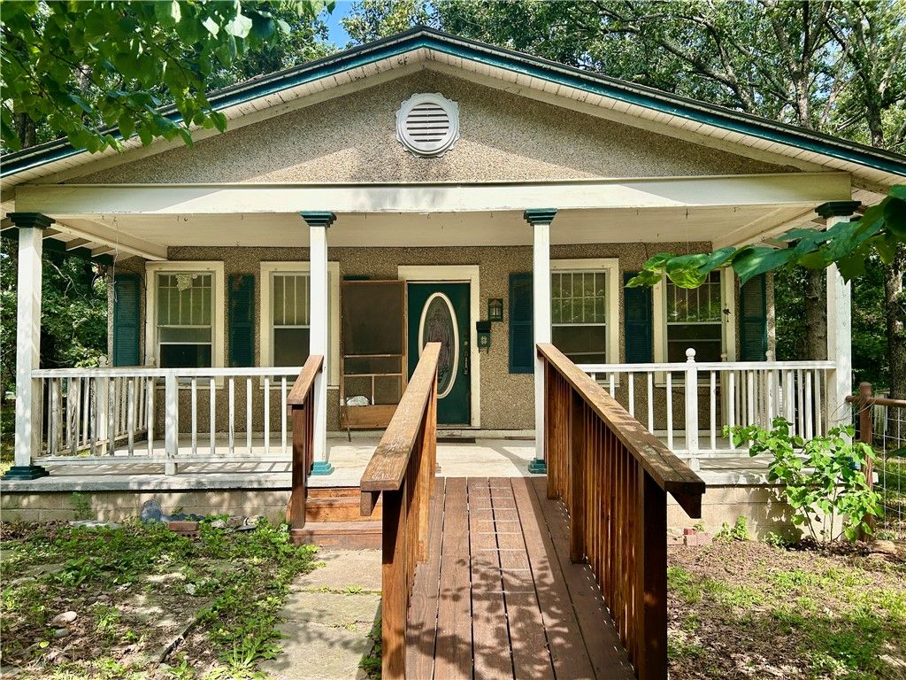 4791 Walnut Grove, Colcord, OK 74338