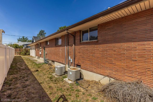 4703 N Stevens St, Spokane, WA 99205