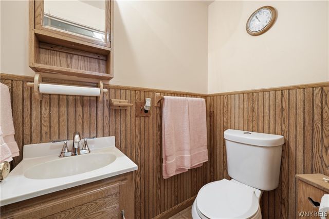 137 Cornwall Ave, Tonawanda, NY 14150
