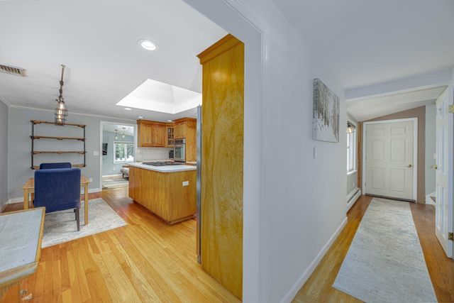 281 Village Street, Medway, MA 02053