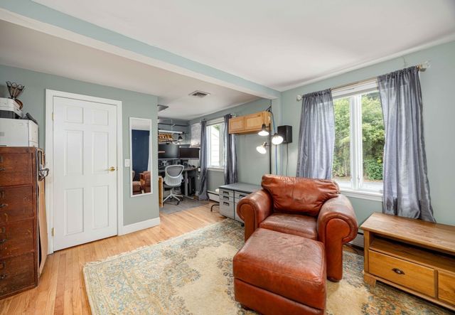 281 Village Street, Medway, MA 02053