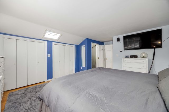 281 Village Street, Medway, MA 02053