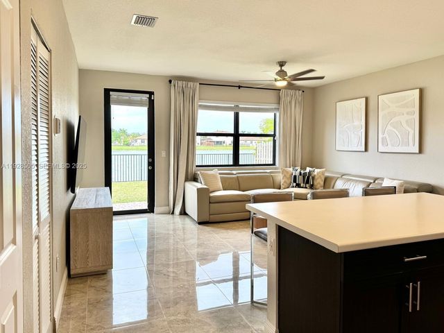 2491 SE 2nd St, Homestead, FL 33033