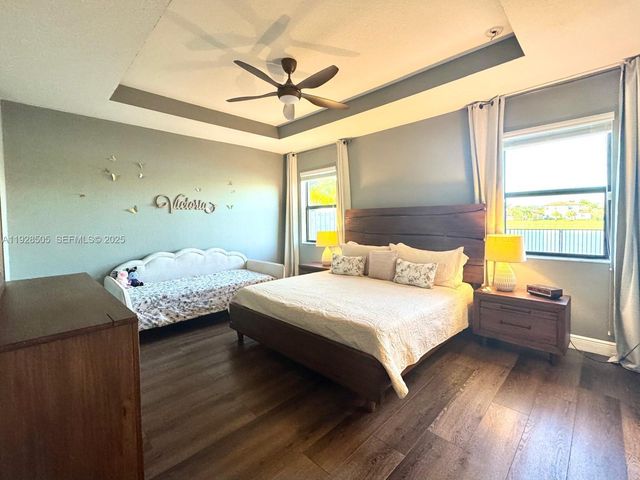 2491 SE 2nd St, Homestead, FL 33033